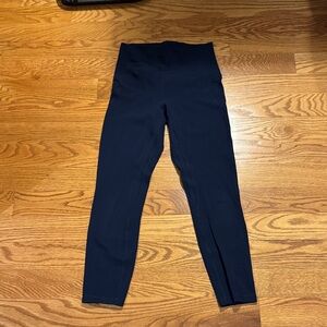 EUC- Lululemon Align 25” leggings. Navy. Size 6.
